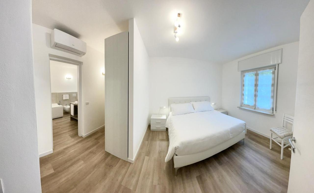 Guest Martilla Luxury & Garden Garda (Verona) Exterior foto