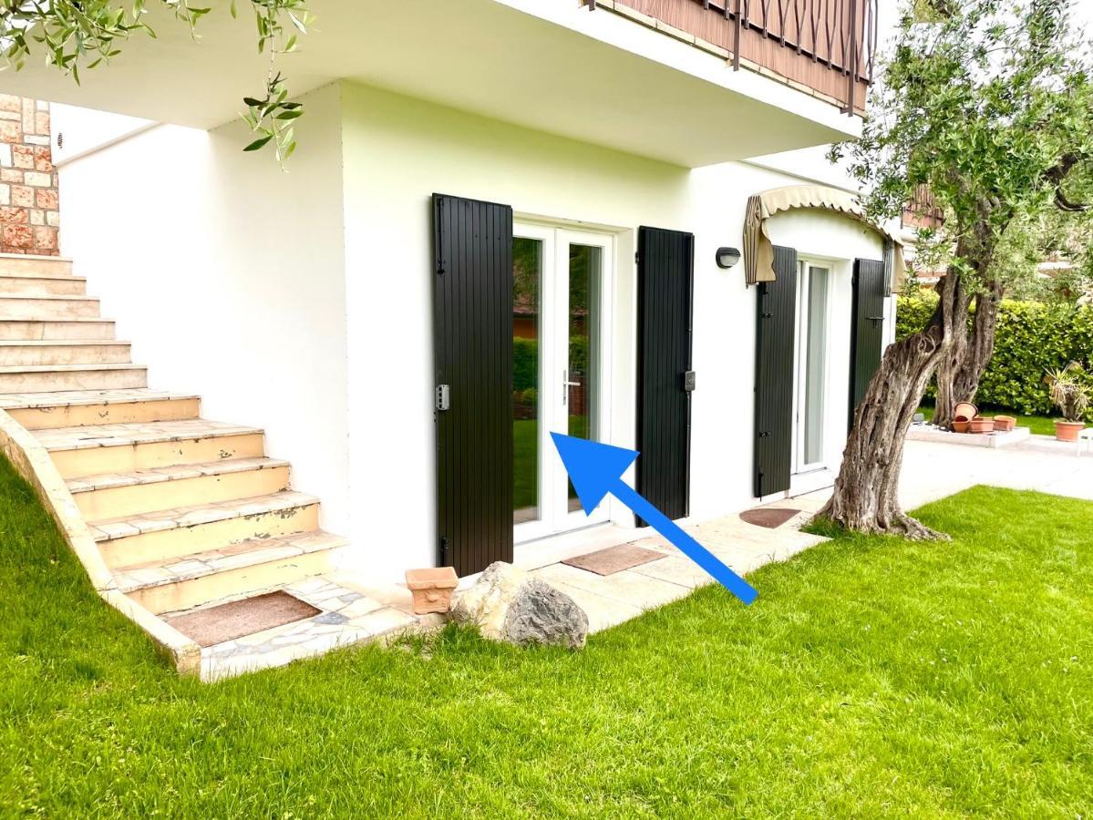 Guest Martilla Luxury & Garden Garda (Verona) Exterior foto