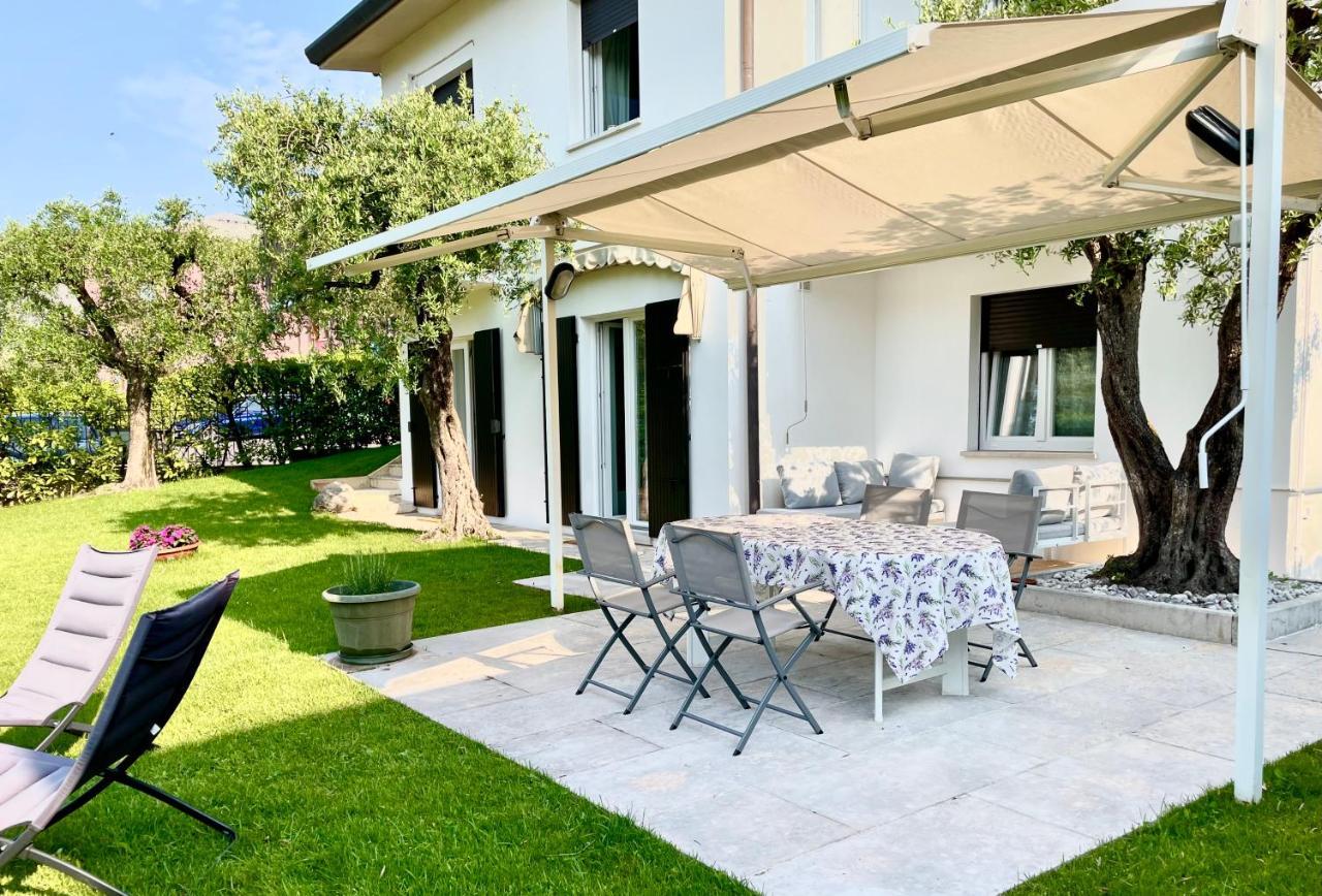 Guest Martilla Luxury & Garden Garda (Verona) Exterior foto